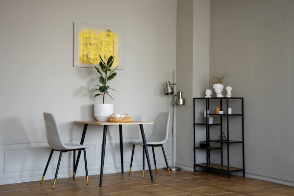 How Airbnb Local Partners Elevate Property Income in Torrevieja and Alicante